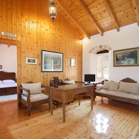 Villa W Kefalonian Vintage